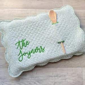 Embroidered Quilted Casserole Dish Cover